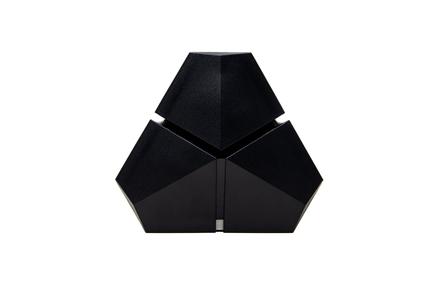
                  
                    EMF PROTECTION  - Photo of Phi 03, top view
                  
                
